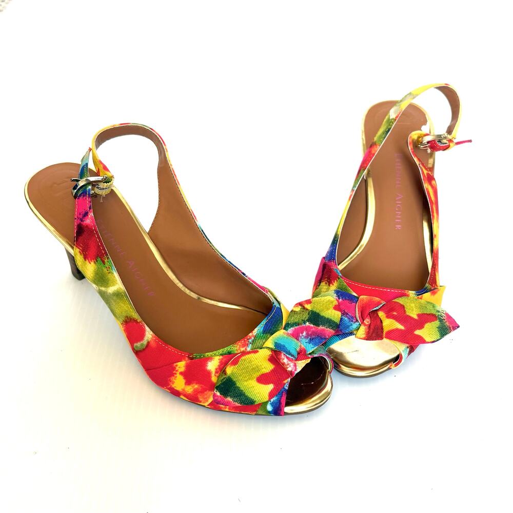 Etienne Aigner Heels Slingback Floral Peep Toe Gold Trim Women’s 5.5 Shop Worn